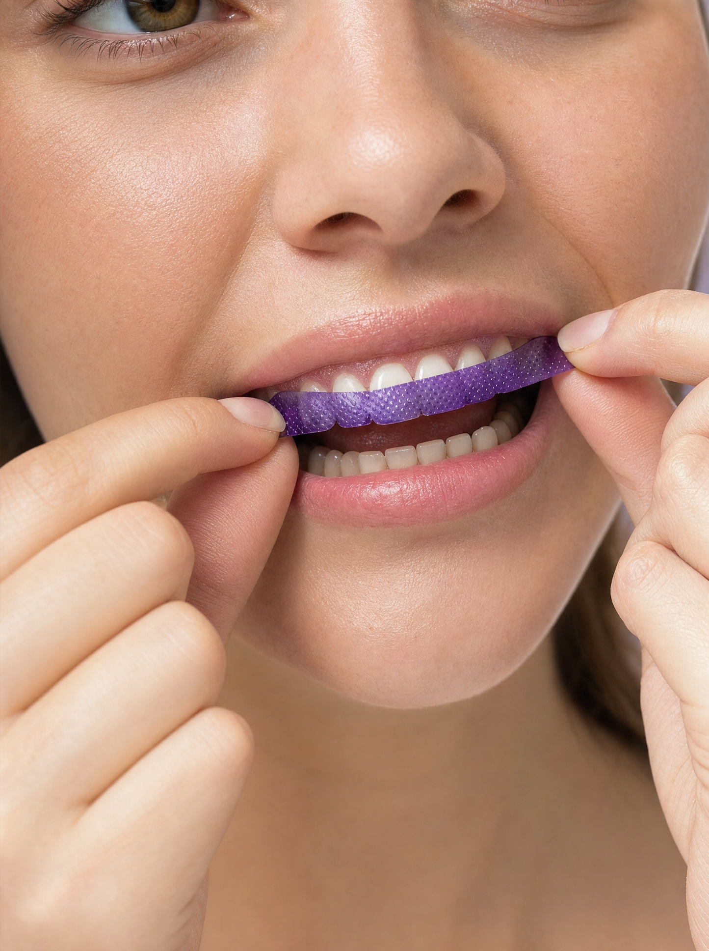Bandes blanchissantes Whiteeth avec sachets et bandes violettes – blanchiment des dents à la maison